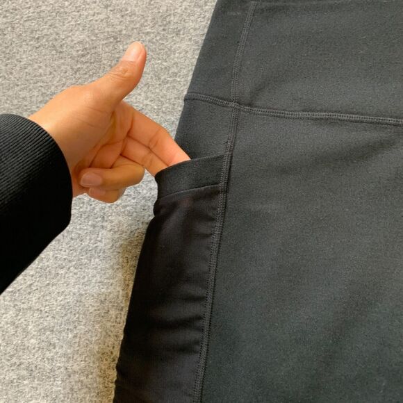 Fabletics Powerhold Shorts Womens XS Extra Small Black Mid Rise Stash Pockets - Picture 3 of 10